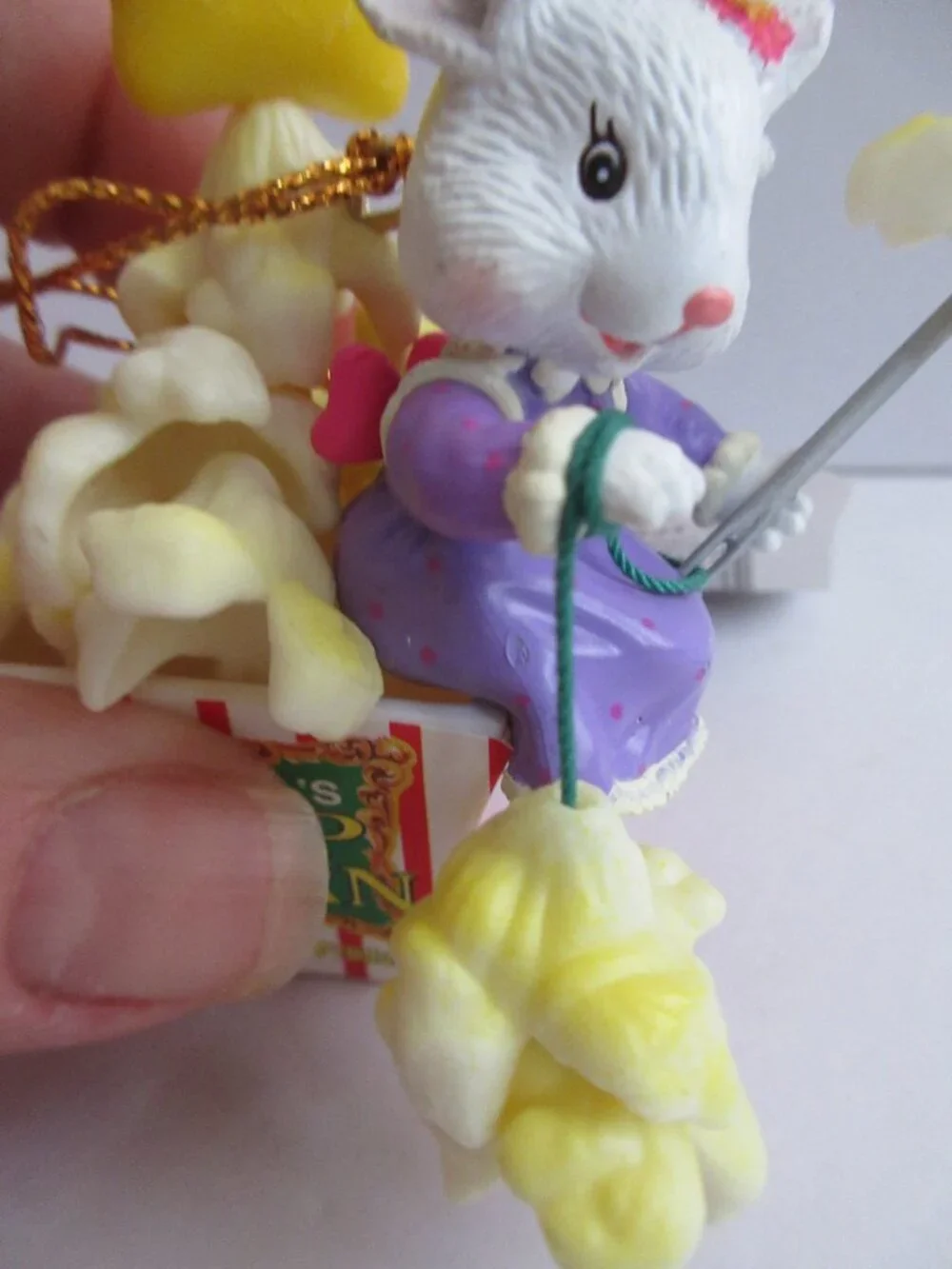 Trim A Home Christmas Tree Ornament Mouse Stringing Santa's Popcorn Kmart 1996